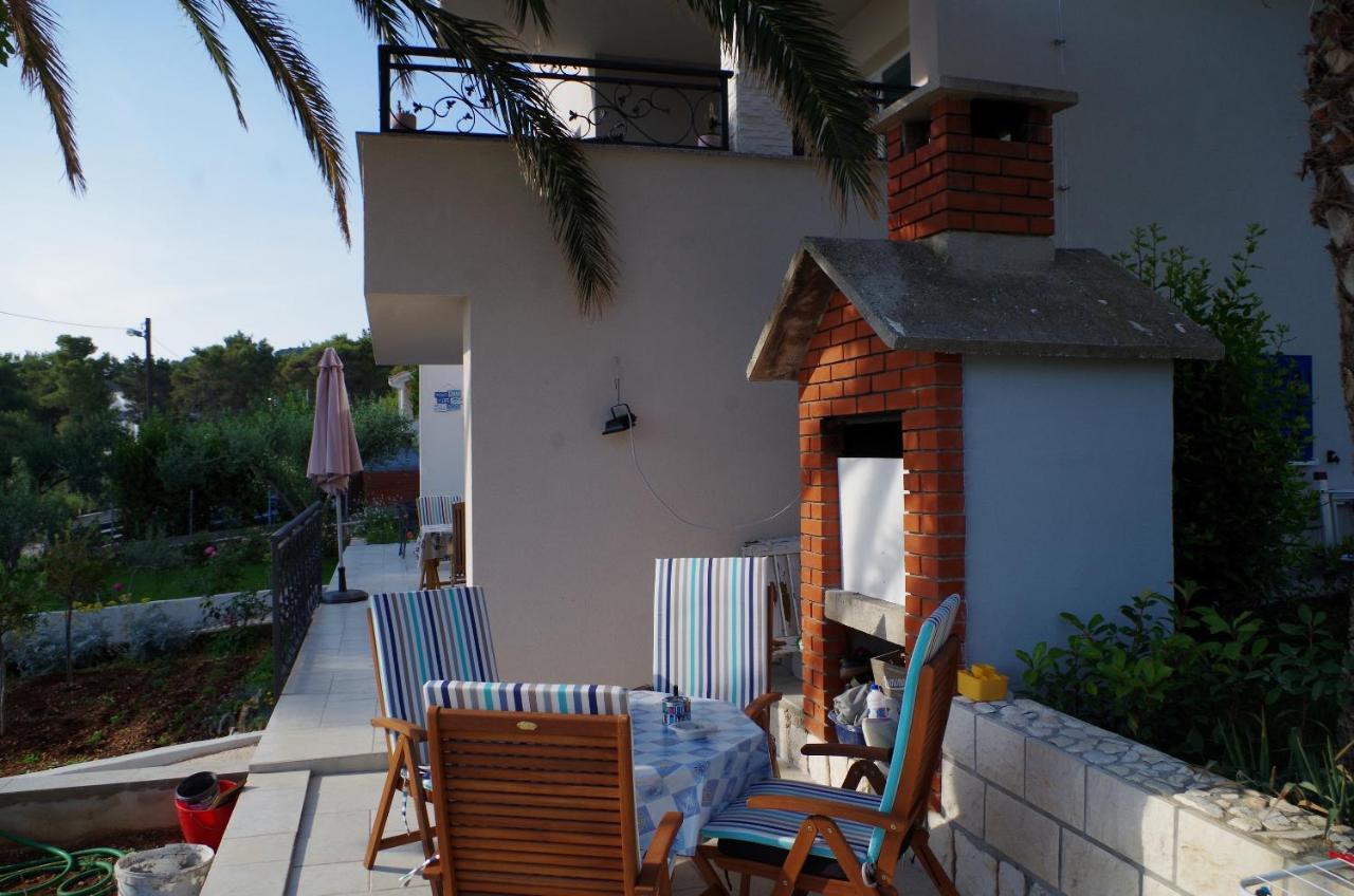 Apartments By The Sea Slatine, Ciovo - 14158 מראה חיצוני תמונה