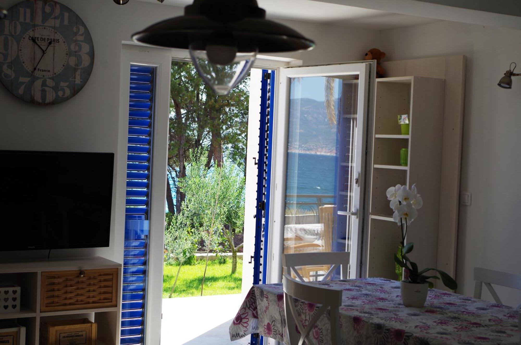 Apartments By The Sea Slatine, Ciovo - 14158 חדר תמונה
