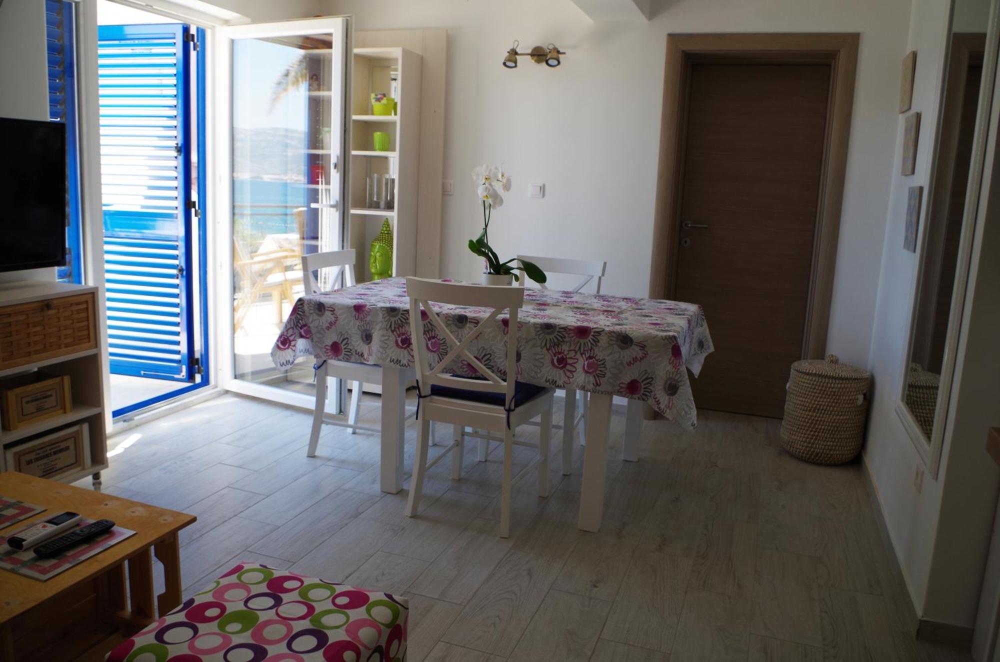Apartments By The Sea Slatine, Ciovo - 14158 חדר תמונה